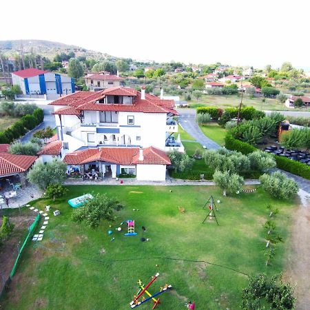 אורמוס פנגיאס Zephyros Family Apartments 1 מראה חיצוני תמונה