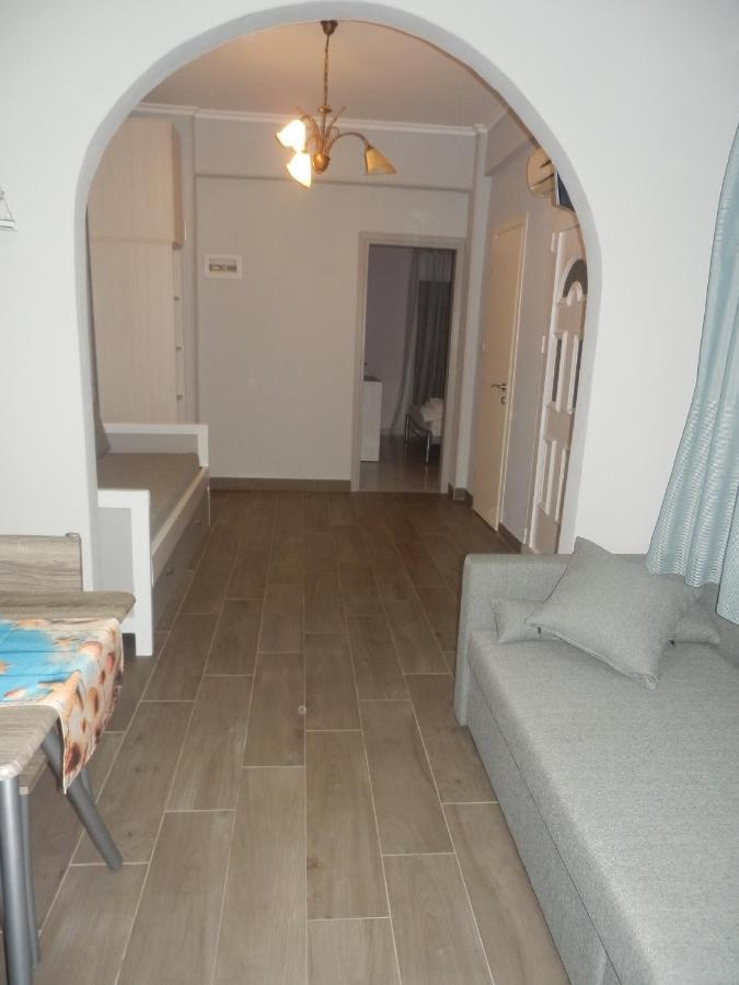 אורמוס פנגיאס Zephyros Family Apartments 1 מראה חיצוני תמונה