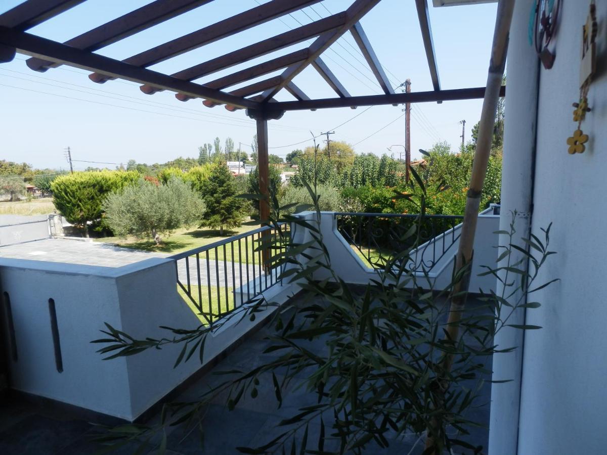 אורמוס פנגיאס Zephyros Family Apartments 1 מראה חיצוני תמונה