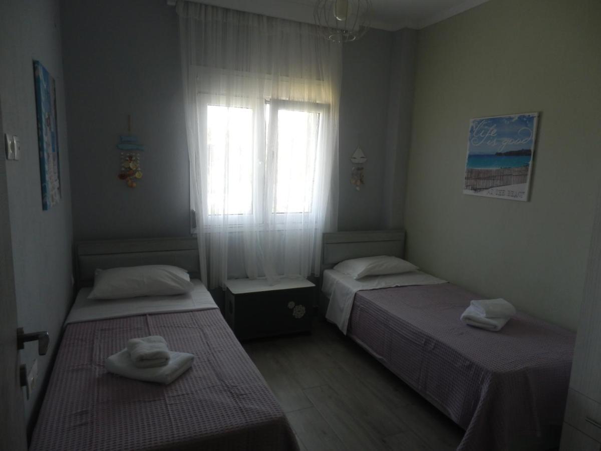 אורמוס פנגיאס Zephyros Family Apartments 1 מראה חיצוני תמונה