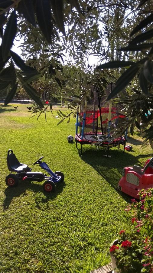 אורמוס פנגיאס Zephyros Family Apartments 1 מראה חיצוני תמונה