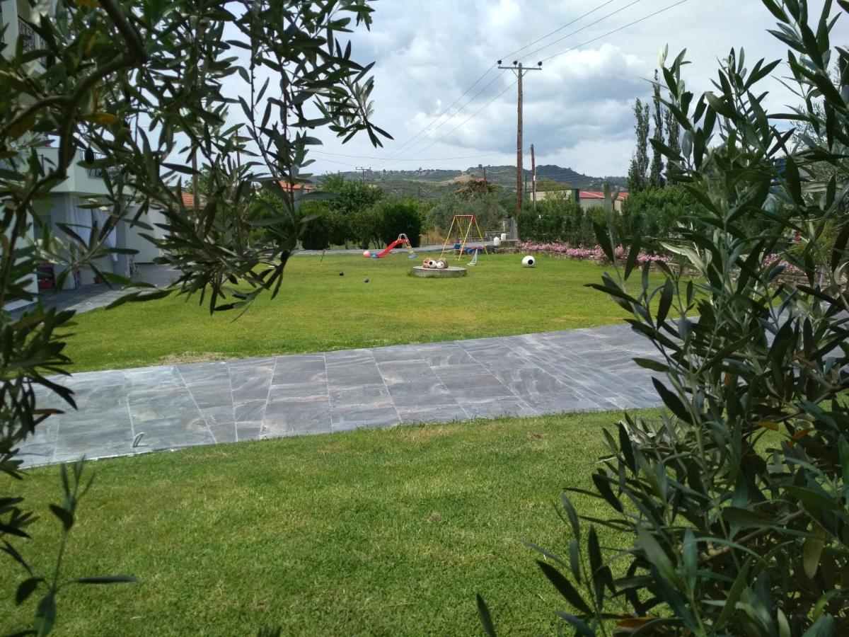 אורמוס פנגיאס Zephyros Family Apartments 1 מראה חיצוני תמונה