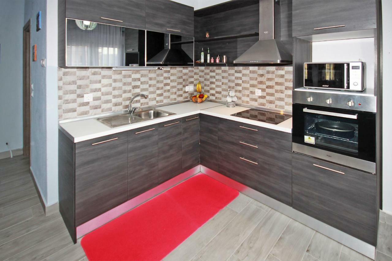 אורמוס פנגיאס Zephyros Family Apartments 1 מראה חיצוני תמונה