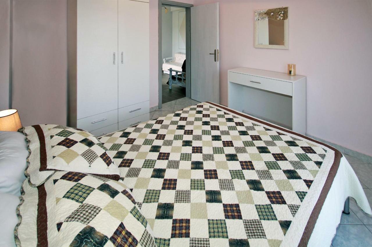 אורמוס פנגיאס Zephyros Family Apartments 1 מראה חיצוני תמונה